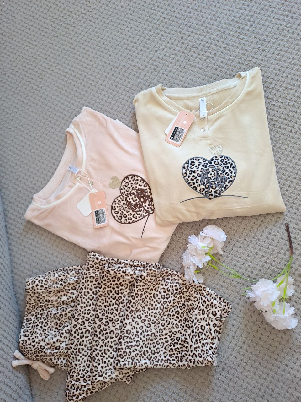 Women’s Antimo Pajama Set – Velvet Leopard Print