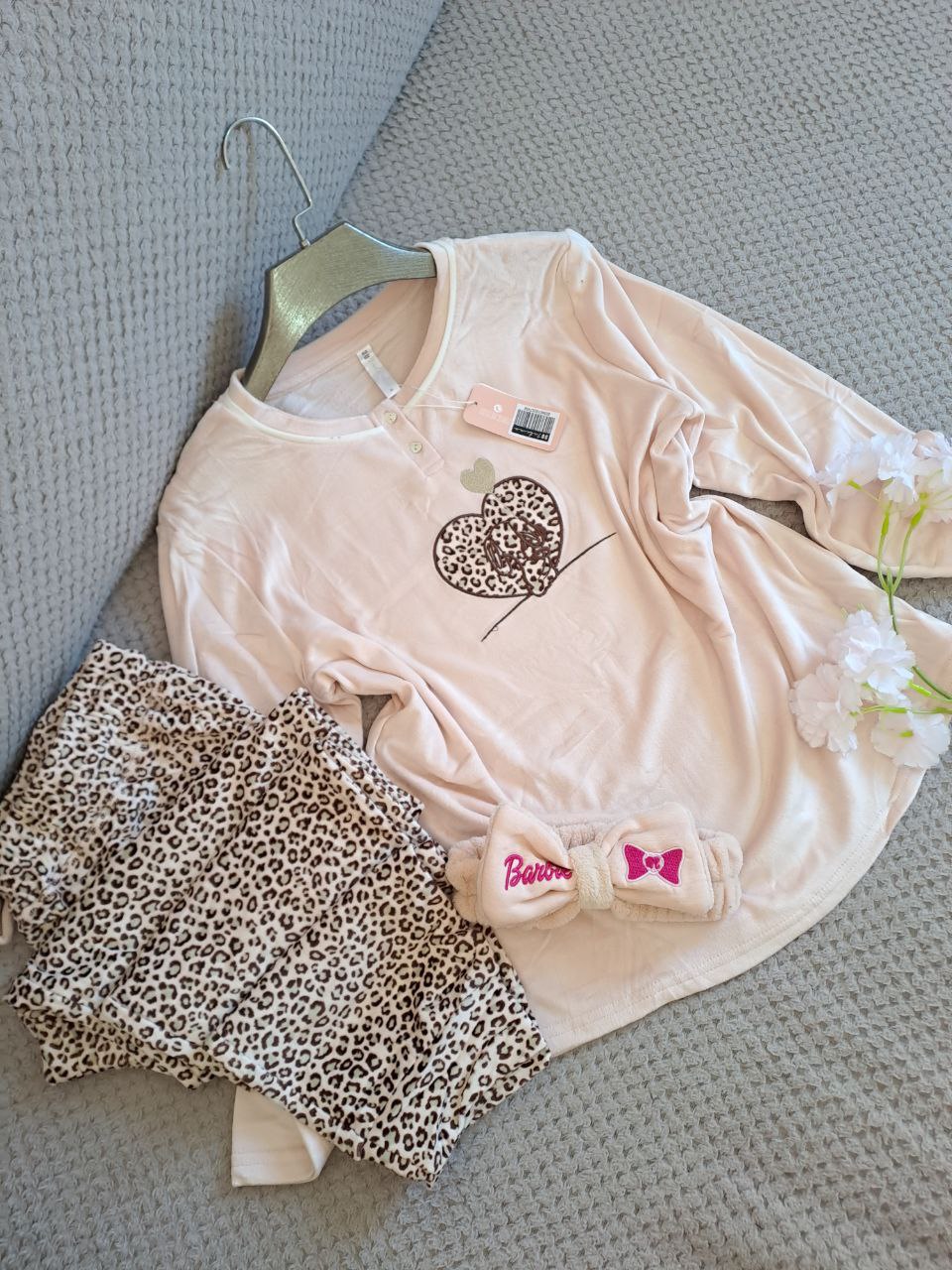 Women’s Antimo Pajama Set – Velvet Leopard Print